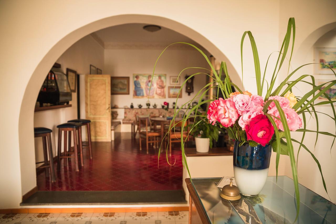 Villa Panoramica - Ischia Ponte エクステリア 写真